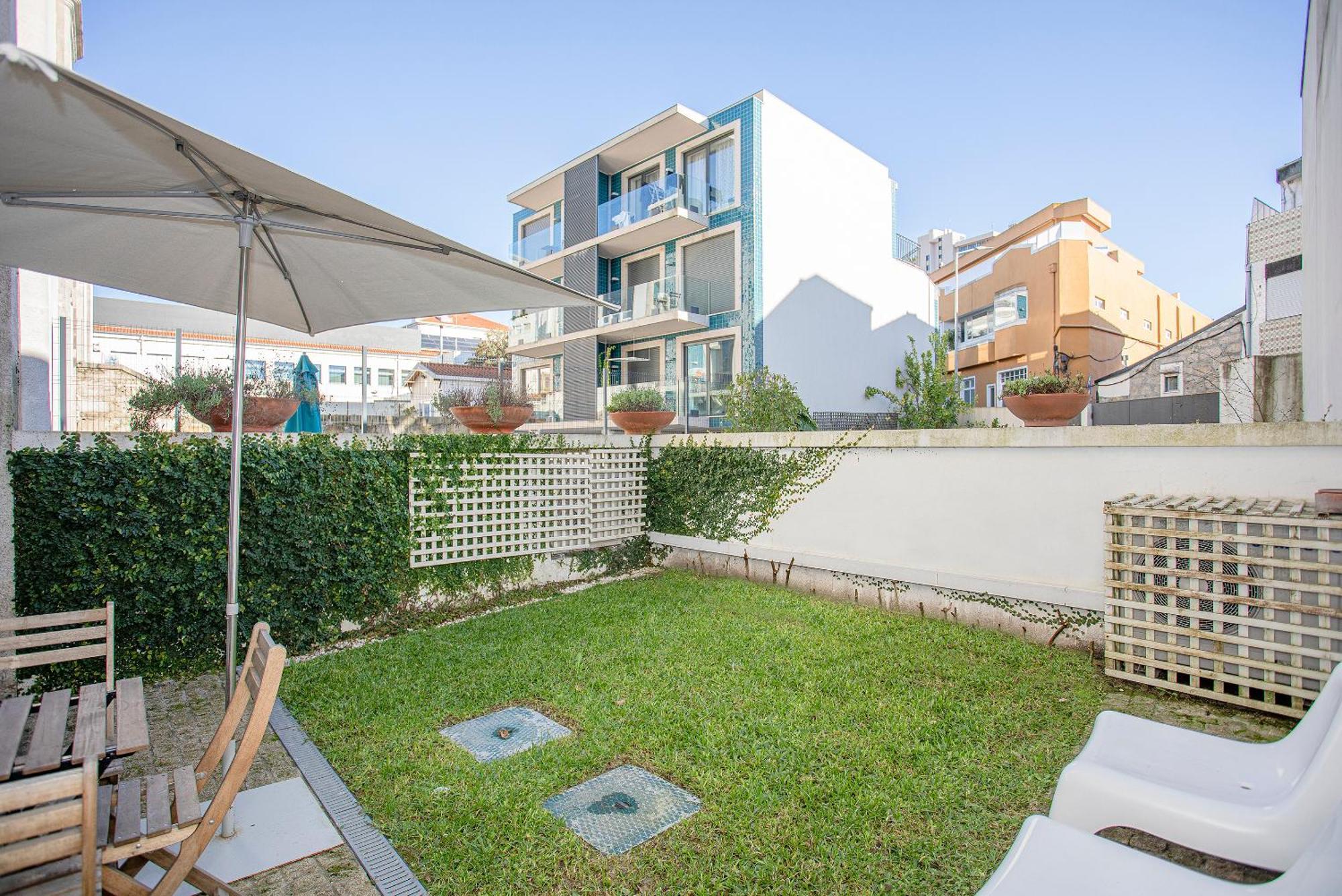 Apartamento Liiiving In Porto - Garden Light Mezzanine Exterior foto