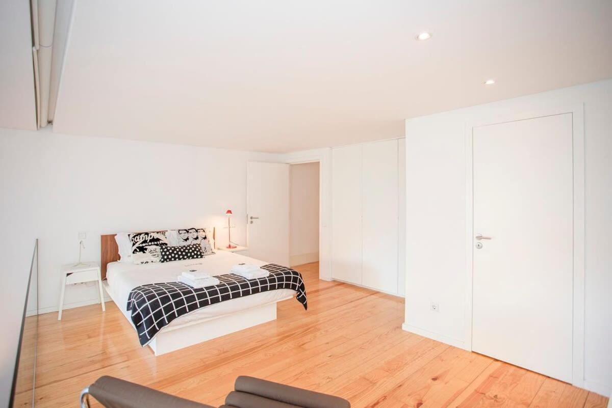 Apartamento Liiiving In Porto - Garden Light Mezzanine Exterior foto